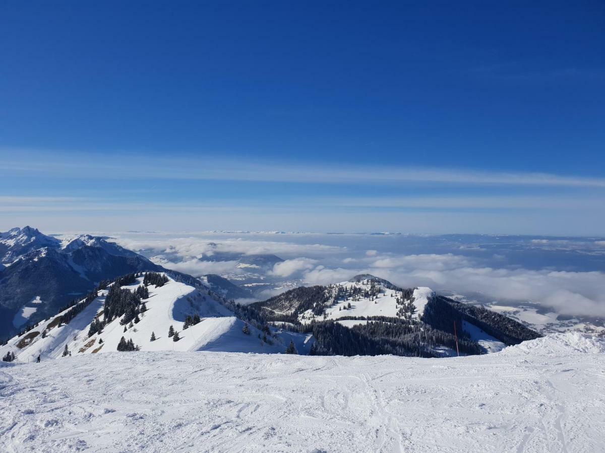 Entre Lac Et Montagnes Bernex Buitenkant foto